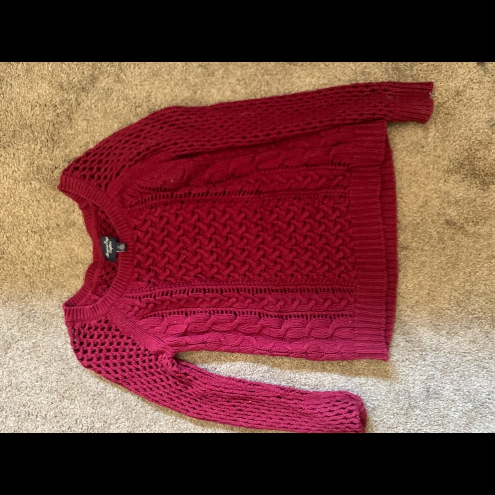 American Eagle sweater